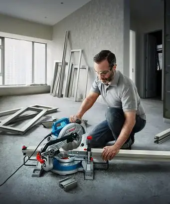 Пила торцювальна Bosch GCM 216 — Photo 2