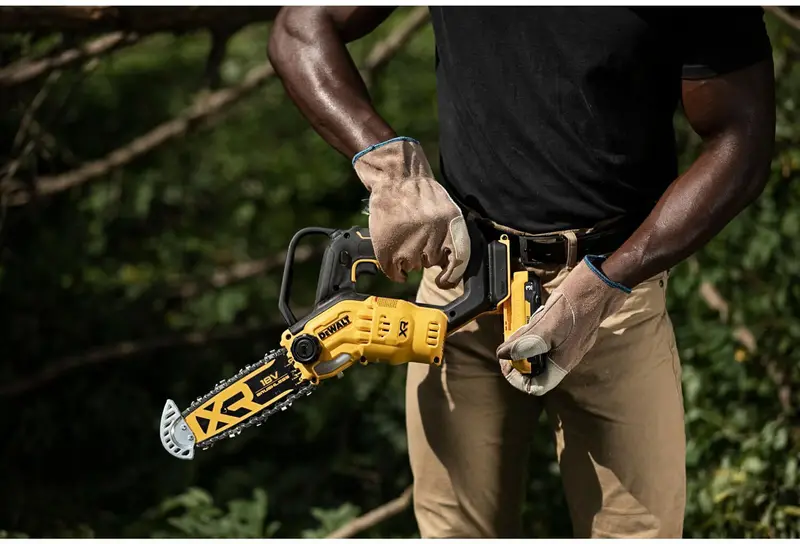 Міні-пилка ланцюгова акумуляторна безщіткова DeWALT DCMPS520P1 — Photo 11