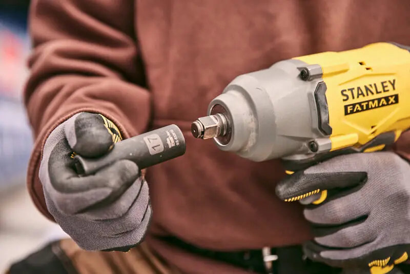 Гайковерт ударний акумуляторний STANLEY FATMAX SFMCF940B — Photo 9