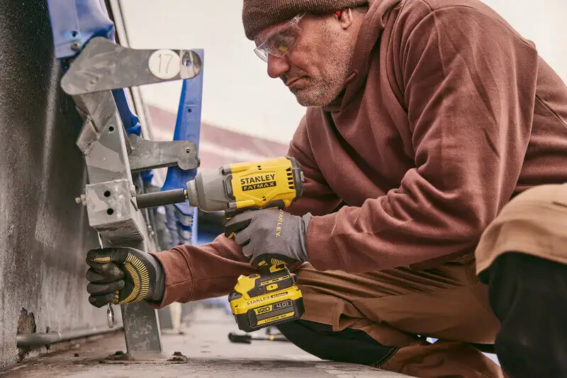 Гайковерт ударний акумуляторний STANLEY FATMAX SFMCF940B — Photo 15