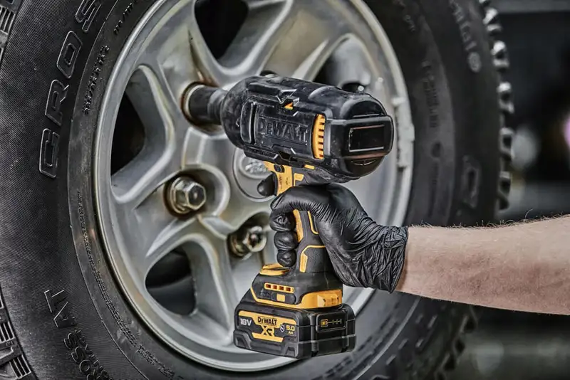Гайкокрут ударний акумуляторний безщітковий DeWALT DCF900P2G — Photo 8