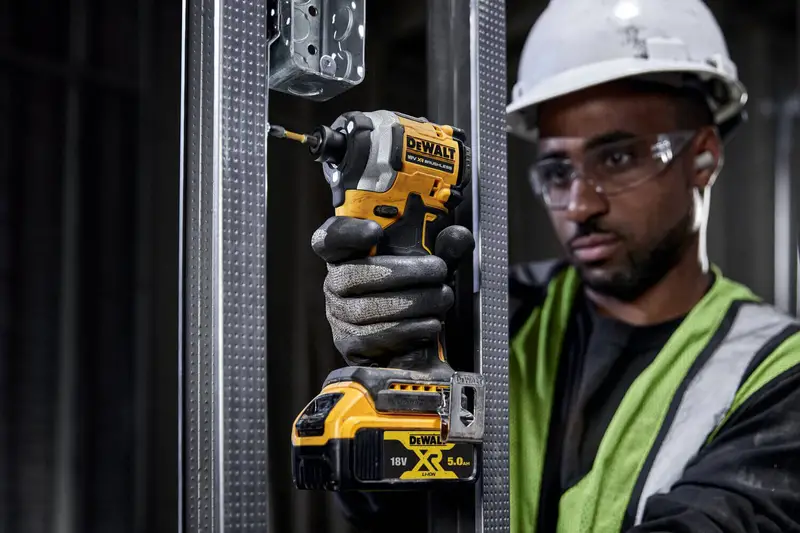 Шурупокрут ударний акумуляторний безщітковий DeWALT DCF850P2T — Photo 8