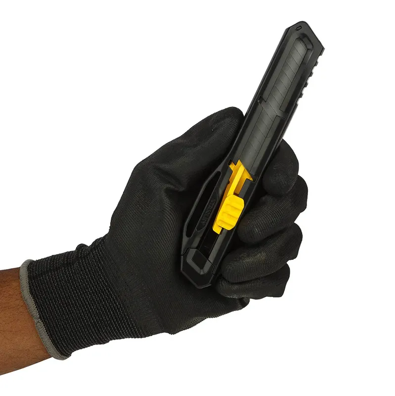 Ніж у пластиковому корпусі STANLEY STHT10323-8 — Photo 4