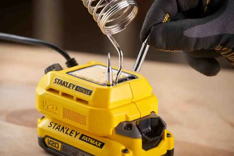 Паяльник аккумуляторний STANLEY FATMAX SFMCE040B — Photo 7