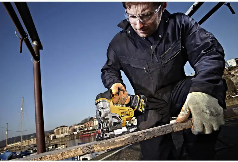 Лобзик аккумуляторний DeWALT DCS331N — Photo 3