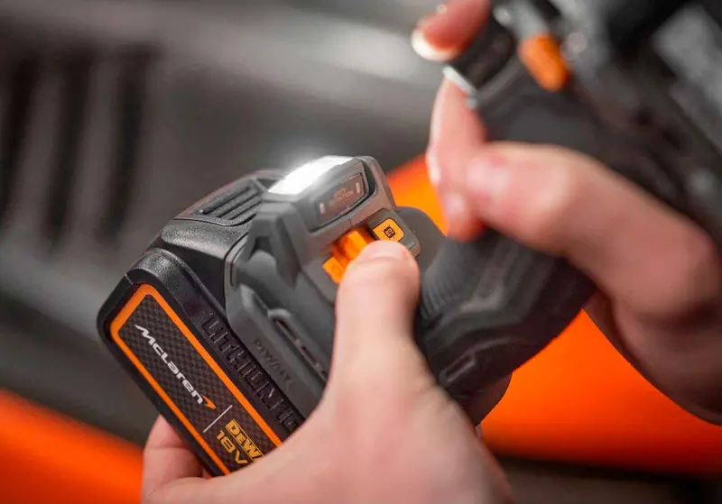 Дриль-шурупокрут ударний McLaren F1 TEAM LIMITED EDITION DeWALT DCD85MM2T — Photo 14