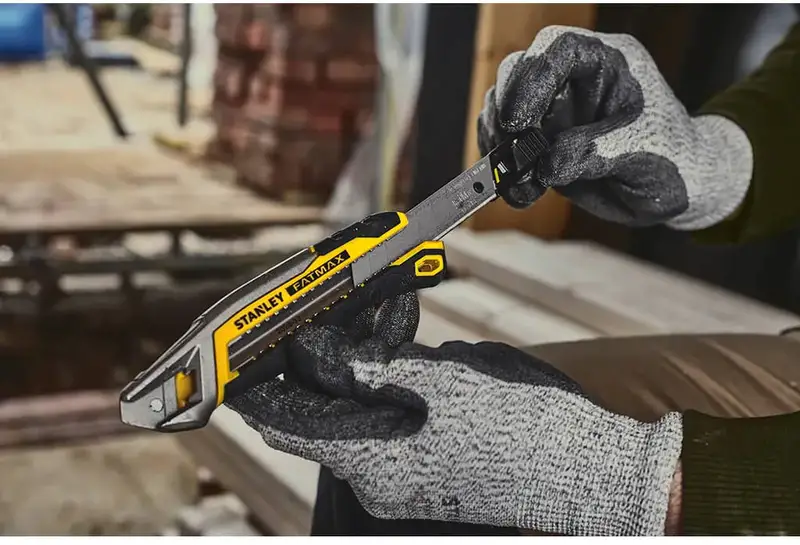 Ніж FatMax Integrated Snap Knife STANLEY FMHT10594-0 — Photo 5