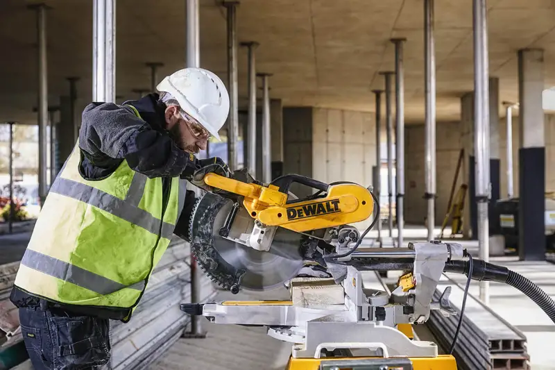 Пила настільна мережева DeWALT DWS780 — Photo 3