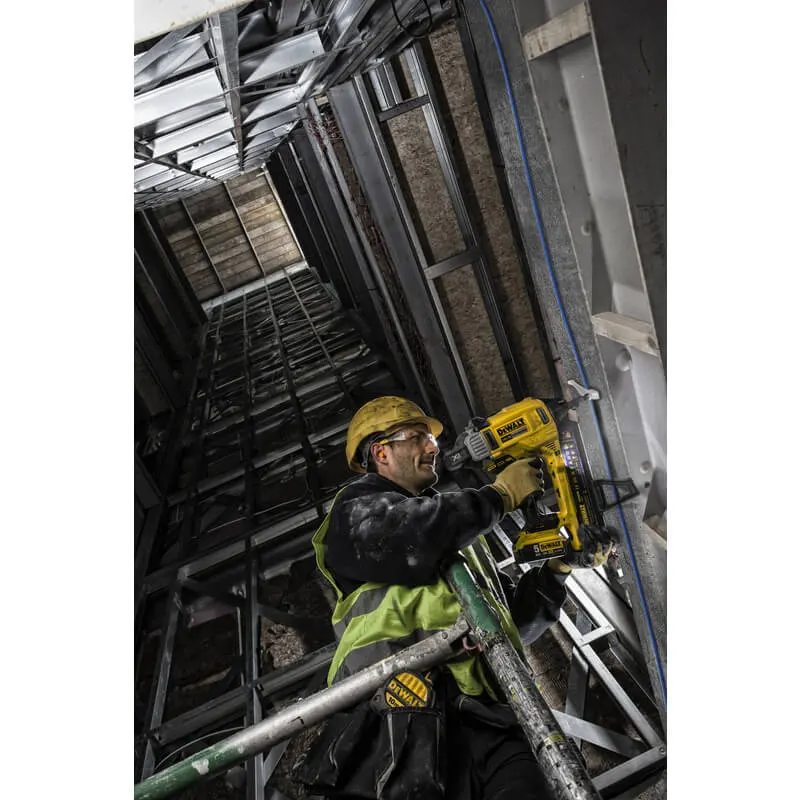 Пістолет цвяхозабивний акумуляторний безщітковий DeWALT DCN890P2 — Photo 7