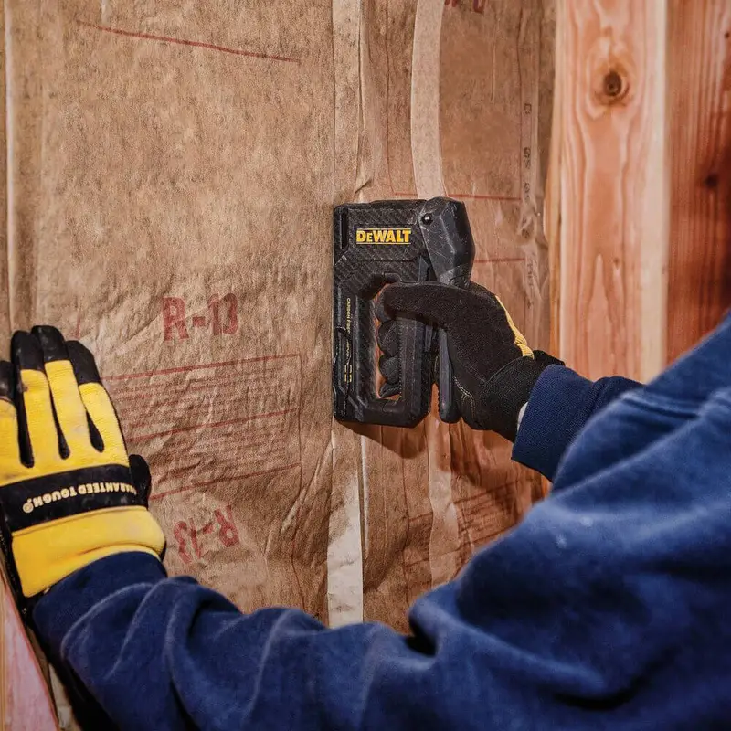 Степлер CARBON FIBRE для скоб типу G 6-14мм, цвяхів типу J 12, 15мм DeWALT DWHT80276-0 — Photo 6