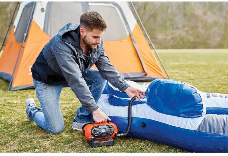 Компресор автомобільний акумуляторний BLACK+DECKER BDCINF18N — Photo 5