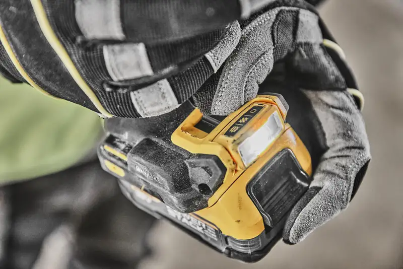 Дриль-шуруповерт акумуляторний безщітковий DeWALT DCD800E2T — Photo 4