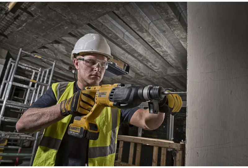 Перфоратор акумуляторний безщітковий SDS-Plus DeWALT DCH133N — Photo 2