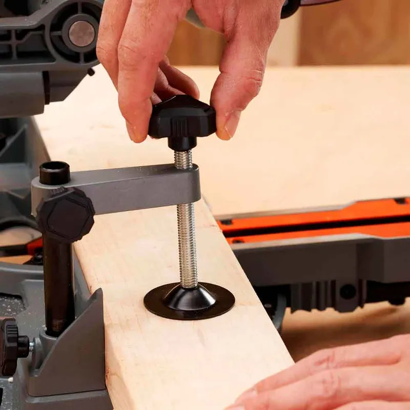 Пила торцювальна мережева BLACK+DECKER BES702 — Photo 7