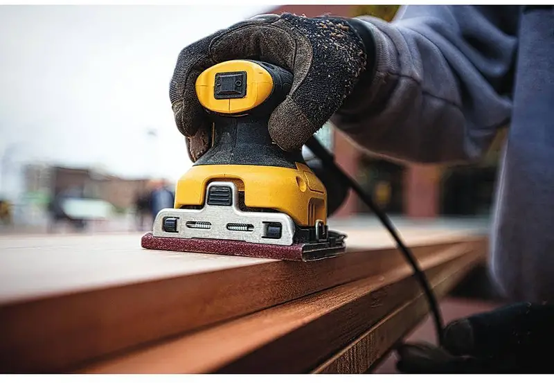 Шліфмашина вібраційна мережева DeWALT DWE6411 — Photo 1