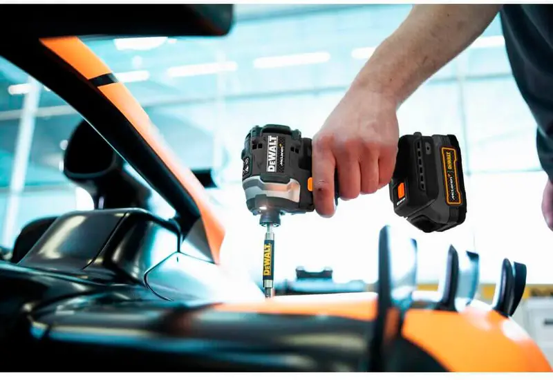 Шурупокрут ударний McLaren F1 TEAM LIMITED EDITION DeWALT DCF85ME2GT — Photo 13