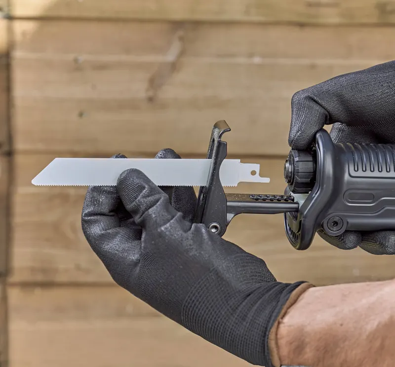 Пила шабельна мережева BLACK+DECKER BES301K — Photo 7