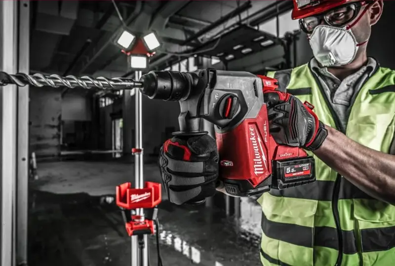 Перфоратор аккумуляторный бесщёточный SDS-PLUS MILWAUKEE M18 ONEFHX-552X — Photo 7