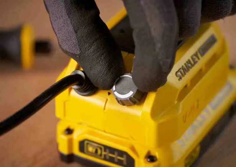 Міні-прямошліфувальна машина STANLEY FATMAX SFMCE030B — Photo 6
