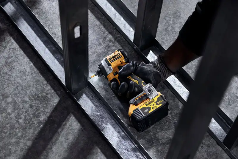 Шурупокрут ударний акумуляторний безщітковий DeWALT DCF850P2T — Photo 6