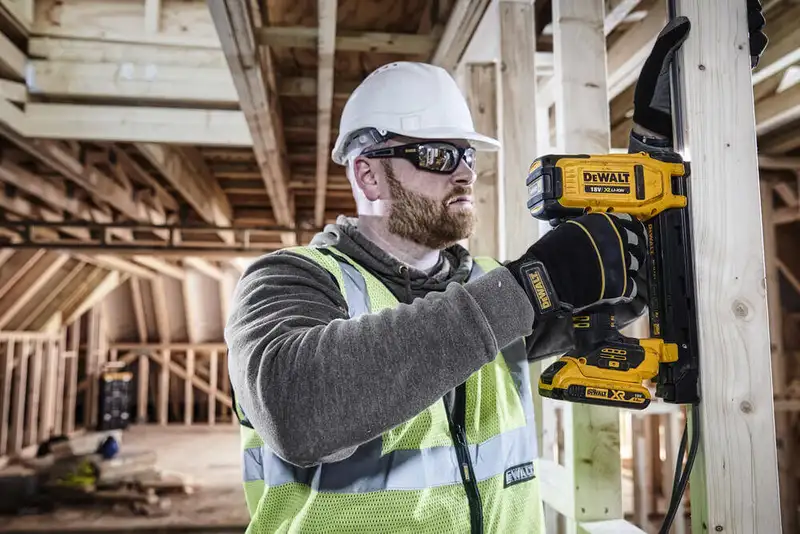 Степлер скобозабивний акумуляторний DeWALT DCN701D2 — Photo 7