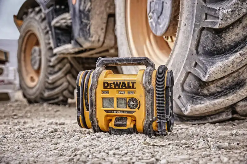 Компресор повітряний акумуляторний DeWALT DCC018N — Photo 8