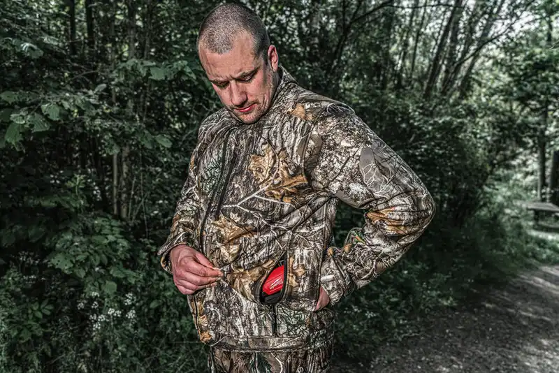 Куртка з підігрівом MILWAUKEE, M12 HJCAMO6-201(XL), камуфляжна (розмір XL) (+зар.пр., 1 акум.Х 2Аг) — Photo 10