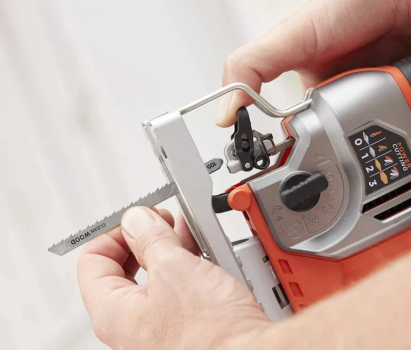 Лобзик мережевий BLACK+DECKER BES610K — Photo 3