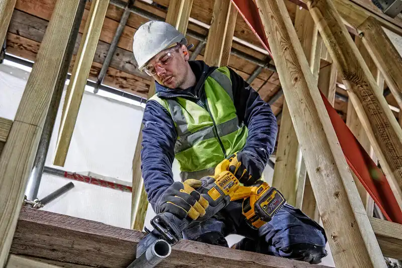 Пила шабельна акумуляторна DeWALT DCS389NT — Photo 9