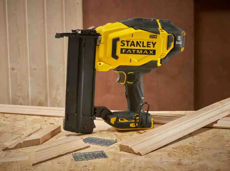 Пістолет цвяхозабивний акумуляторний STANLEY FATMAX SFMCN618B — Photo 11