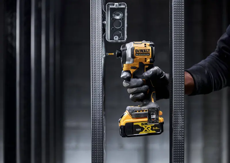 Шурупокрут ударний акумуляторний безщітковий DeWALT DCF850P2T — Photo 7