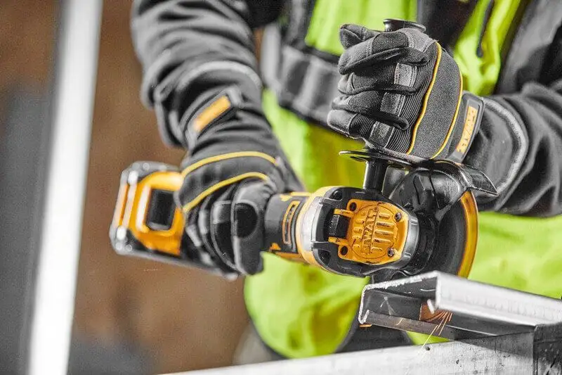 Шліфмашина кутова - болгарка акумуляторна безщіткова DeWALT DCG409VSNT — Photo 7
