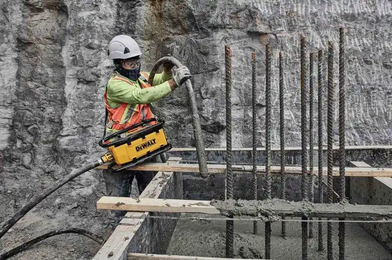 Вібратор-силовий модуль глибинний акумуляторний POWERSHIFT DeWALT DCPS320N — Photo 5