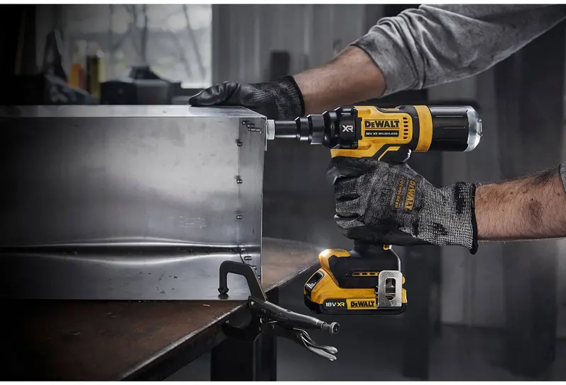 Заклепочник акумуляторний безщітковий DeWALT DCF403NT — Photo 7