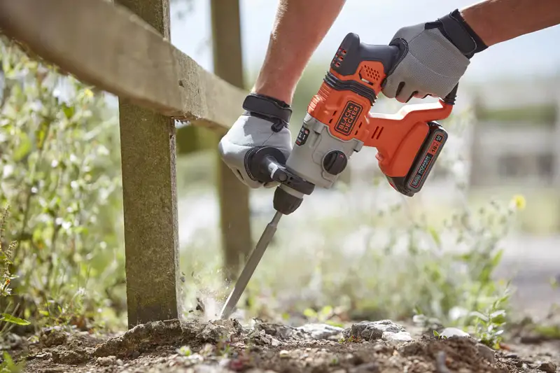 Перфоратор акумуляторний BLACK+DECKER BCD900D1S — Photo 8