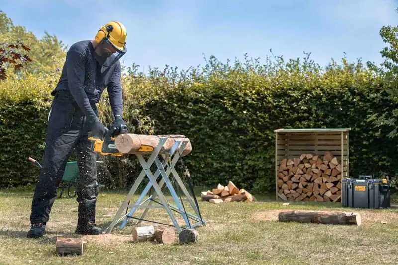 Пила ланцюгова акумуляторна безщіткова DeWALT DCMCS565P1 — Photo 11