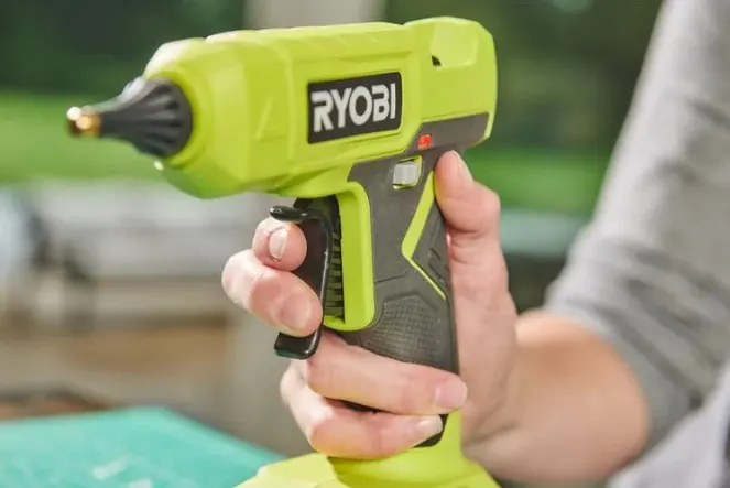 Пістолет клейовий акумуляторний RYOBI RGLU18-0 ONE+18В (каркас) — Photo 3