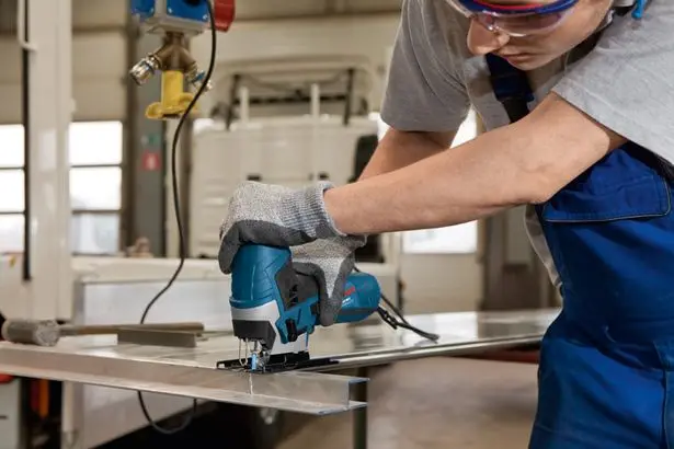 Лобзик Bosch GST 90 E Professional в чемодані — Photo 3