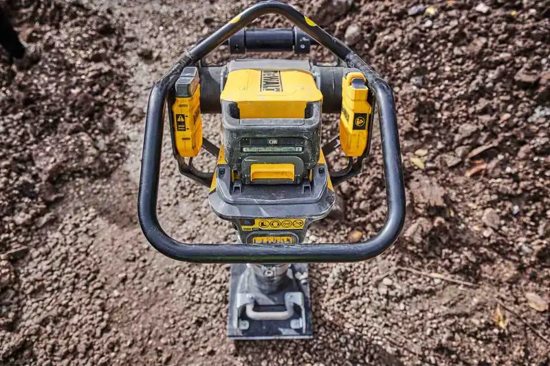 Вібротрамбовка акумуляторна POWERSHIFT DeWALT DCPS660N — Photo 4