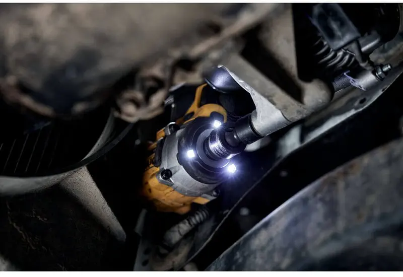 Гайкокрут ударний акумуляторний безщітковий DeWALT DCF922P2T — Photo 6