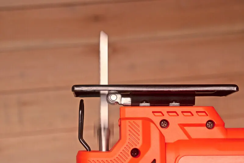 Лобзик мережевий BLACK+DECKER BES603 — Photo 6