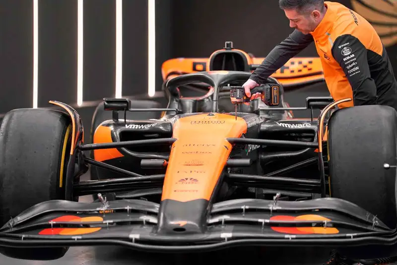 Шурупокрут ударний McLaren F1 TEAM LIMITED EDITION DeWALT DCF85MM2T — Photo 16