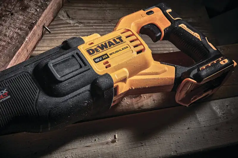 Пила шабельна акумуляторна DeWALT DCS386NT — Photo 13