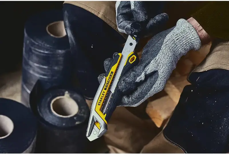Ніж FatMax Integrated Snap Knife STANLEY FMHT10592-0 — Photo 6