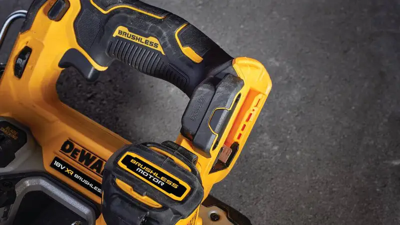 Пила стрічкова акумуляторна безщіткова DeWALT DCS377NT — Photo 9
