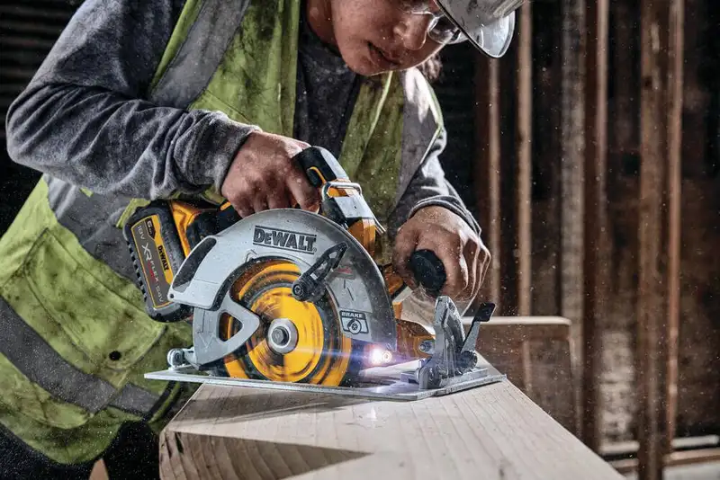 Пила дискова акумуляторна безщіткова DeWALT DCS573NT — Photo 3