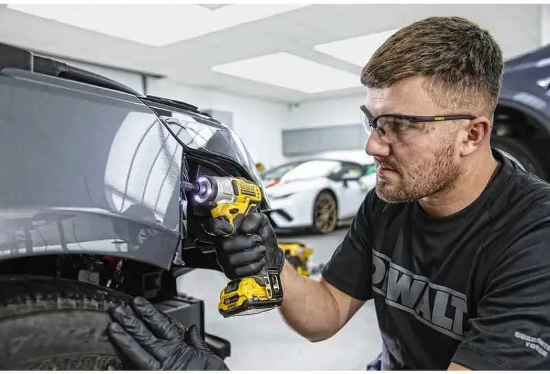 Шурупокрут акумуляторний ударний безщітковий DeWALT DCF801N — Photo 2