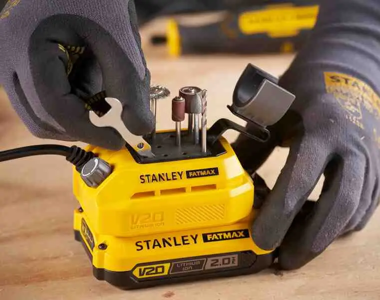 Міні-прямошліфувальна машина STANLEY FATMAX SFMCE030B — Photo 7