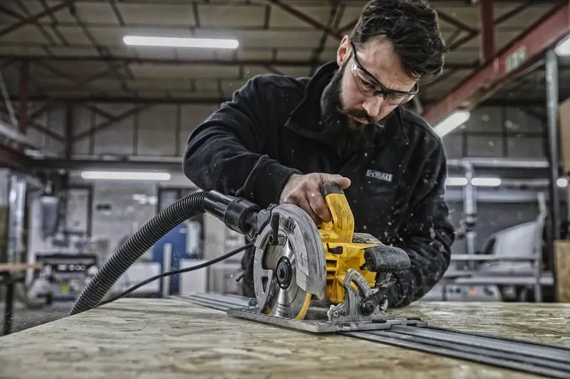 Пилка дискова мережева DeWALT DWE576K — Photo 2