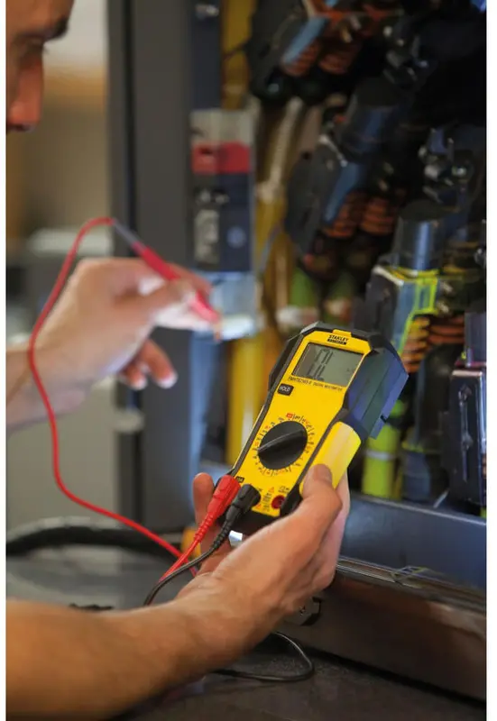 Мультиметр цифровий категорії САТ III STANLEY FMHT82565-0 — Photo 3